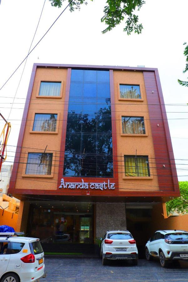 Ananda Castle Hotel Vrindāvan Екстериор снимка