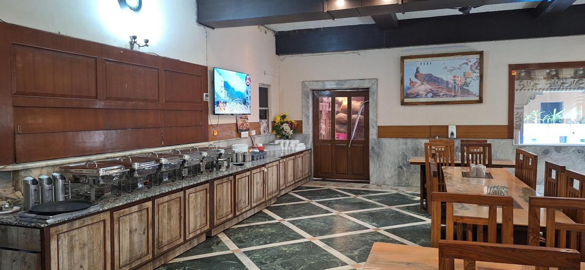 Ananda Castle Hotel Vrindāvan Екстериор снимка